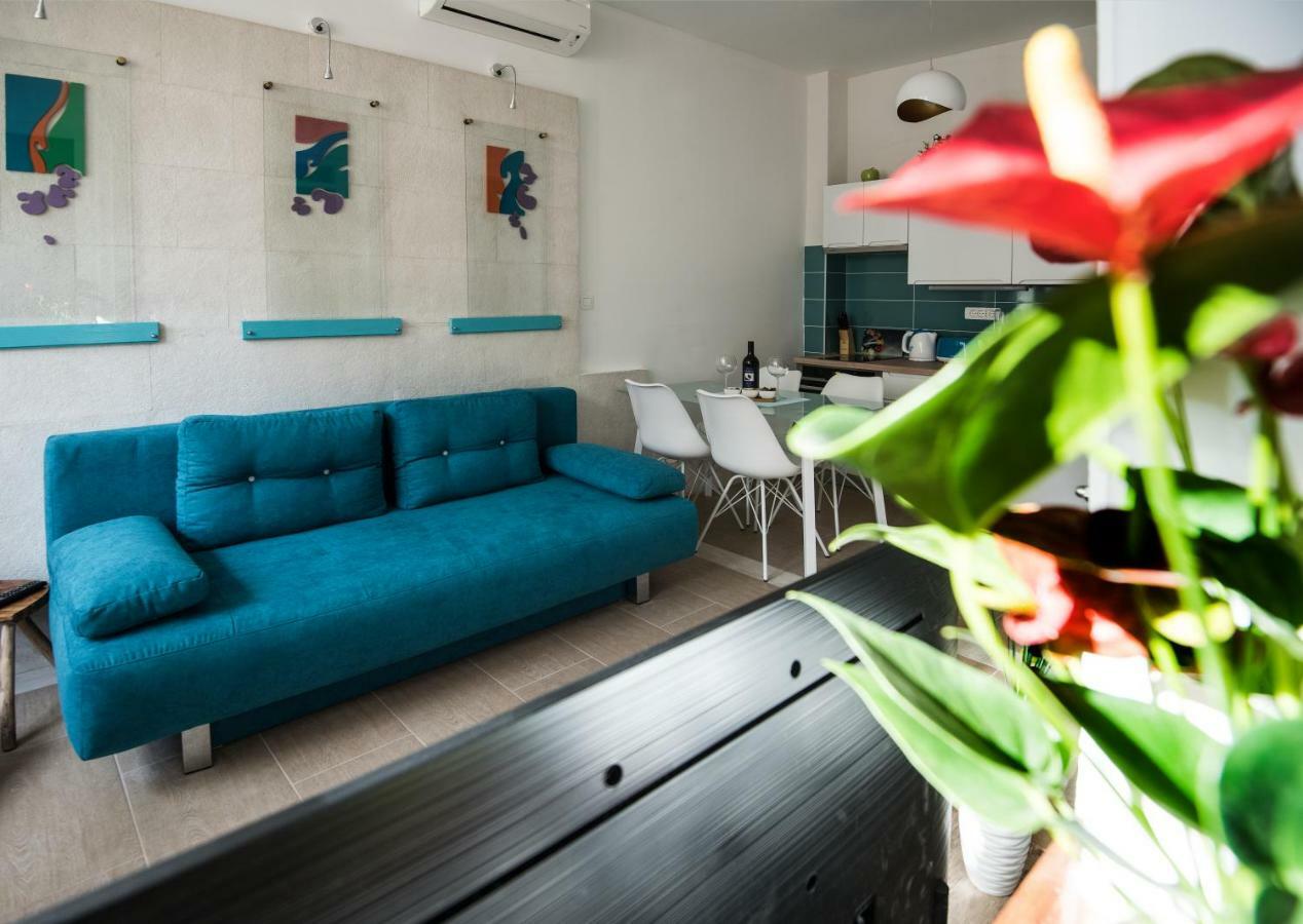 ספליט Ibis Your Cosy Oasis With Private Parking And Patio מראה חיצוני תמונה