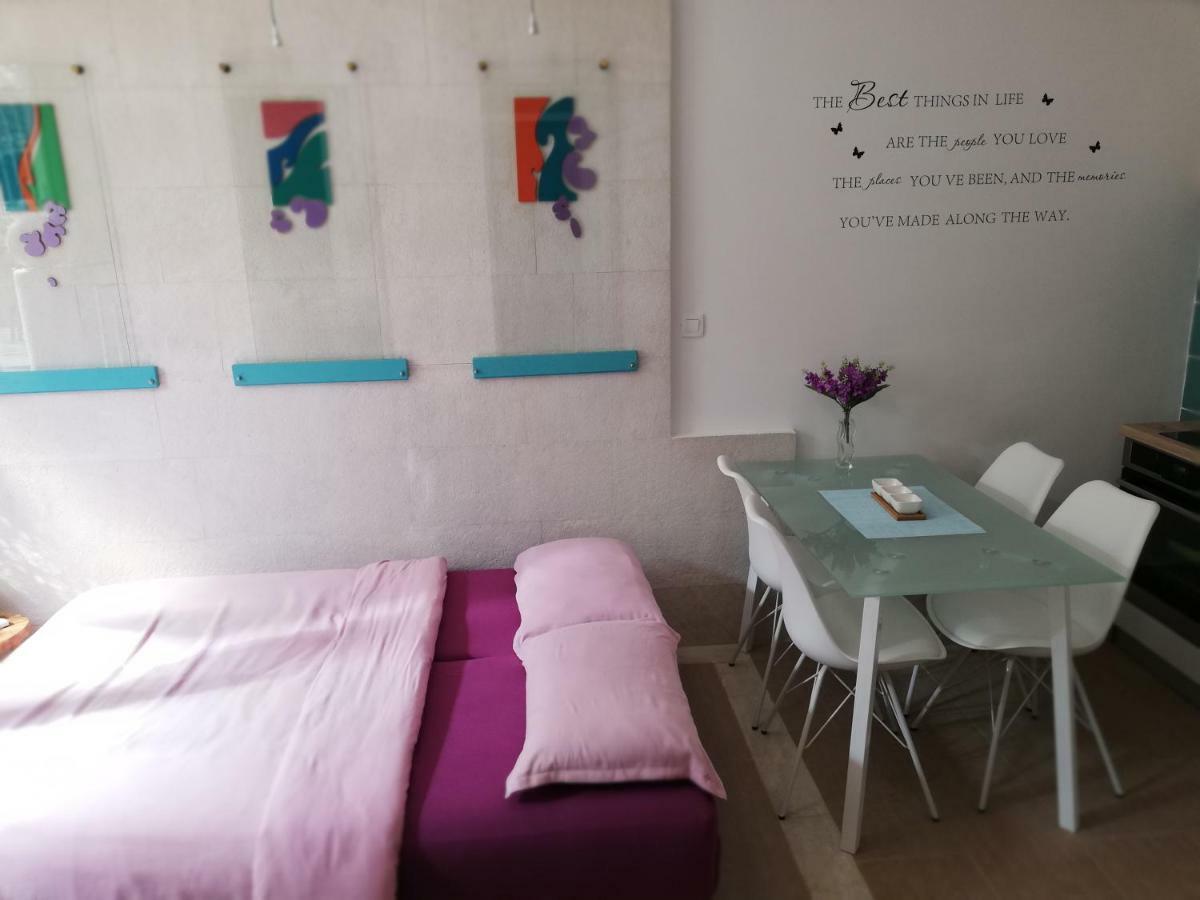 ספליט Ibis Your Cosy Oasis With Private Parking And Patio מראה חיצוני תמונה