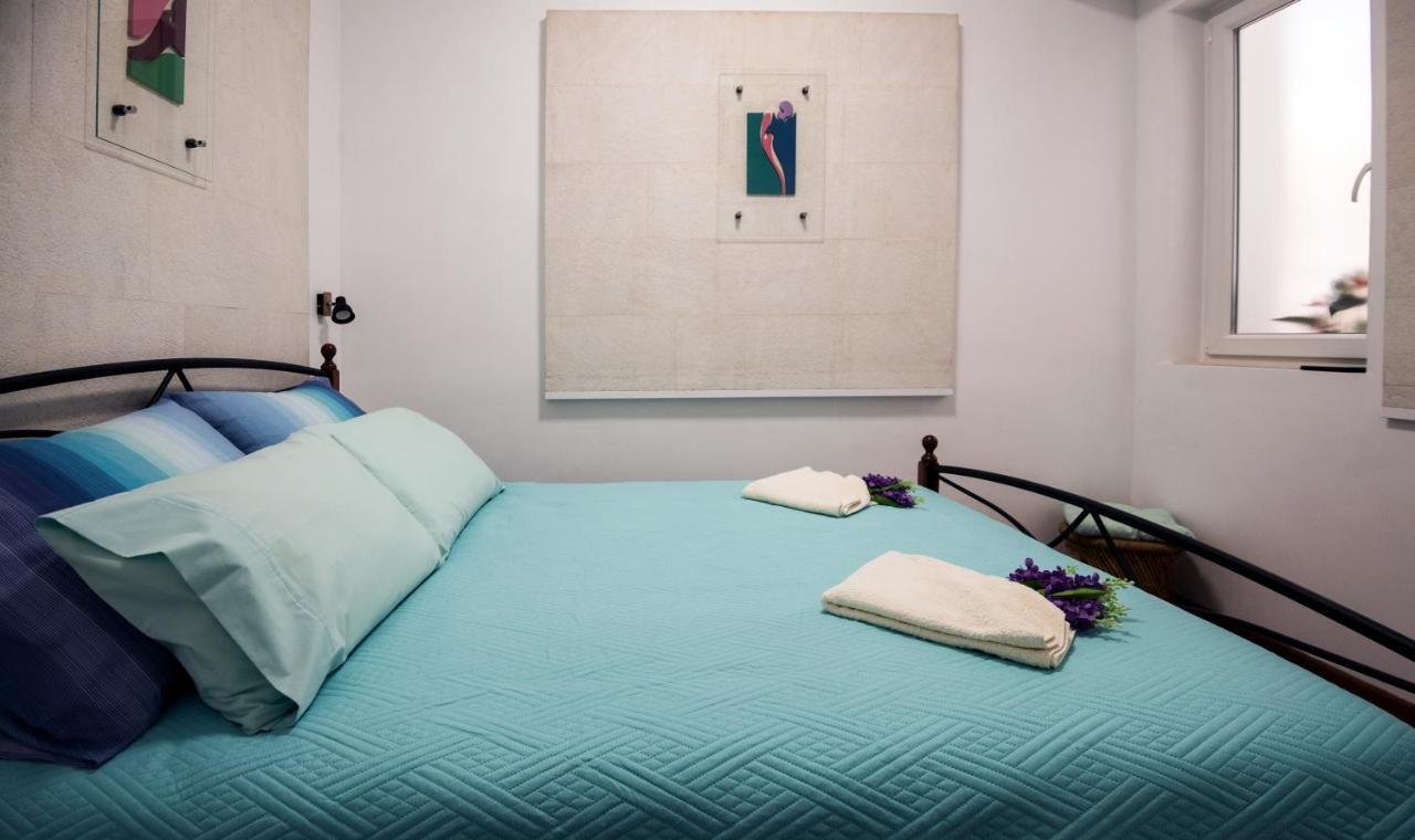 ספליט Ibis Your Cosy Oasis With Private Parking And Patio מראה חיצוני תמונה